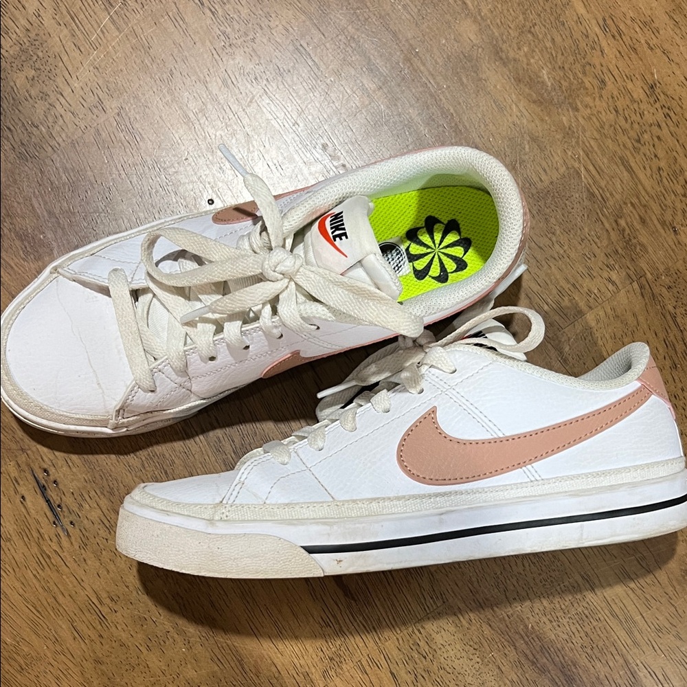 Nike Women's White and Peach Sneakers